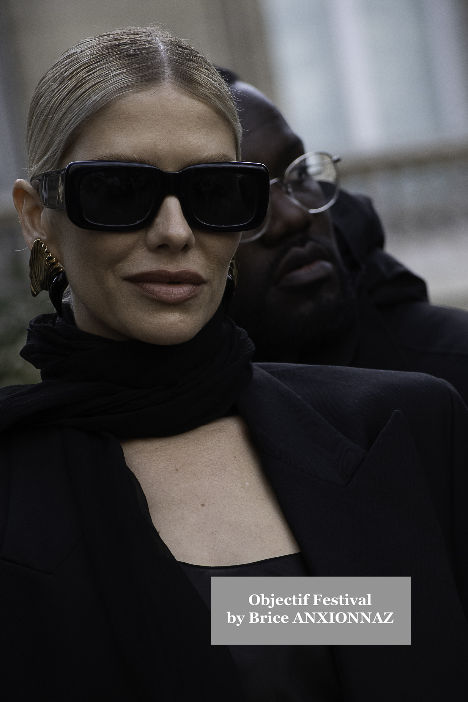 Photo streetstyle de Mary Charteris -  Streetstyle photos of guest arrivals at the Nina Ricci show lors du défilé Nina Ricci Spring 2025 à Streetstyle-photos-of-guest-arrivals-at-the-Nina-Ricci-show, Paris Fashion Week le 7 March 2025 par Brice ANXIONNAZ (Objectif Festival)